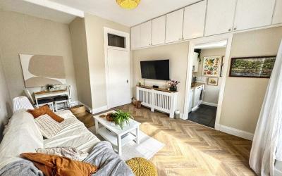 Gallery 02